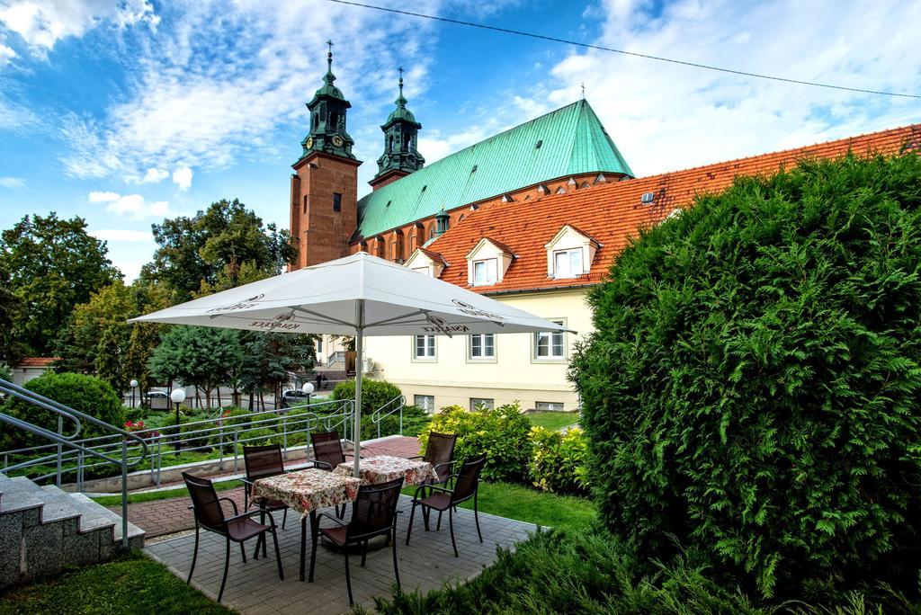 Hotel Adalbertus Gniezno Exterior photo